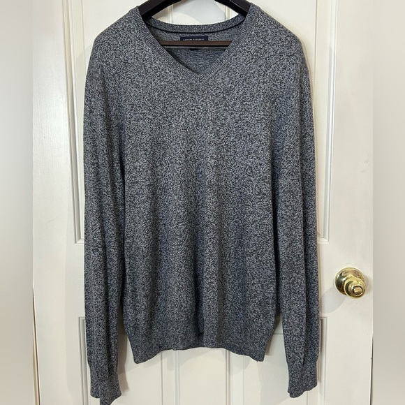 Banana Republic Men’s XL Silk Cashmere V Neck Sweater - Picture 1 of 9